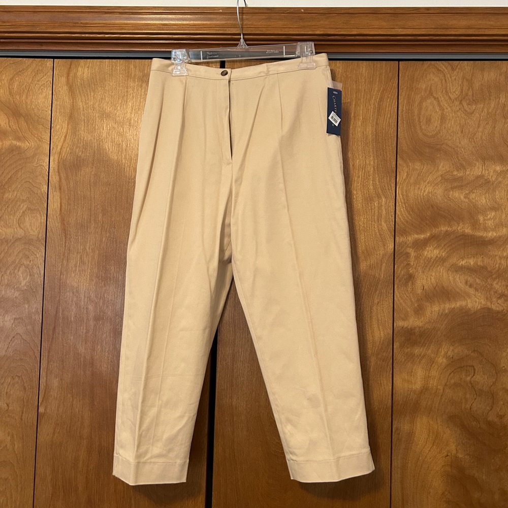 Women’s Capri Tan Pants